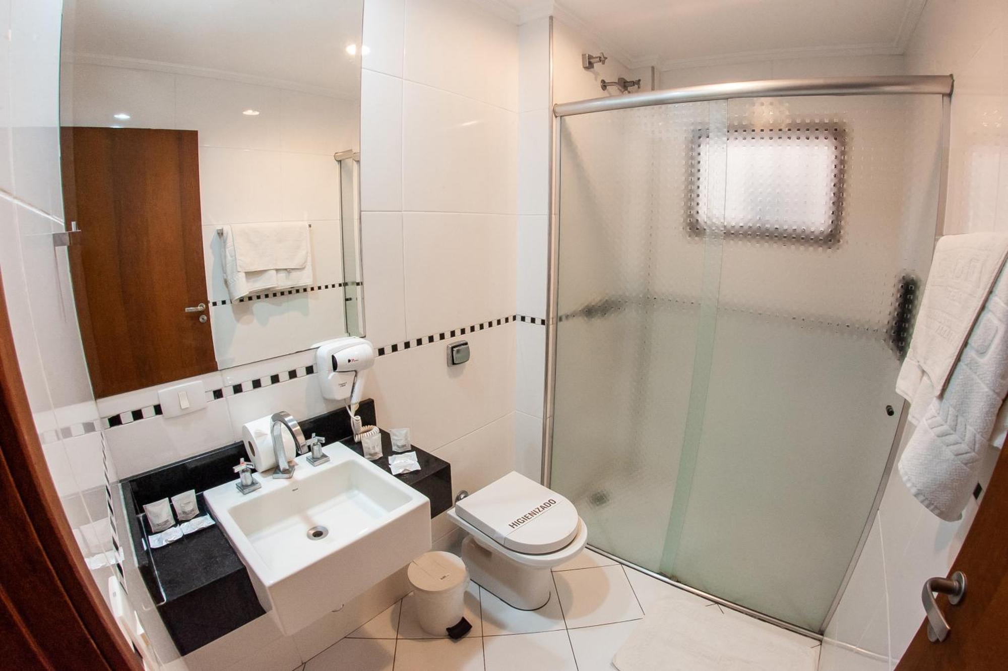 London Hotel Londrina Quarto foto